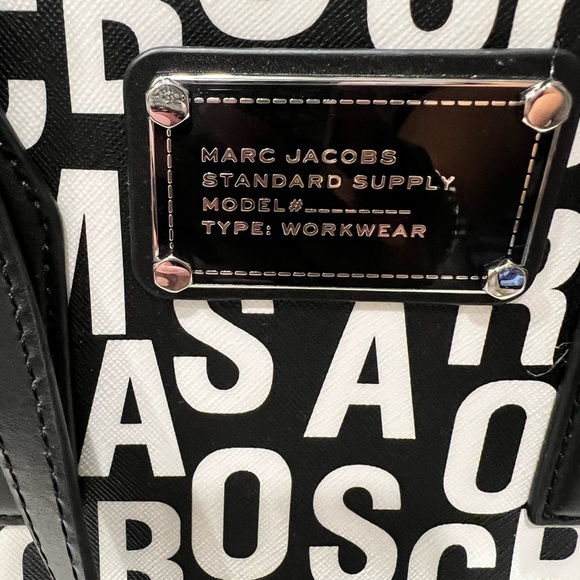 Marc Jacobs Black and White Allover Logo Tote NWT - Picture 3 of 5